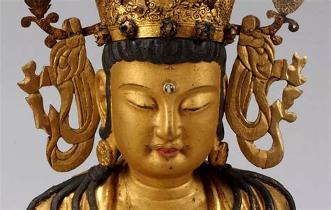 Bodhisattva de la Compasión Infinita ¡Una obra maestra del budismo coreano y la danza celestial de los pinceles!